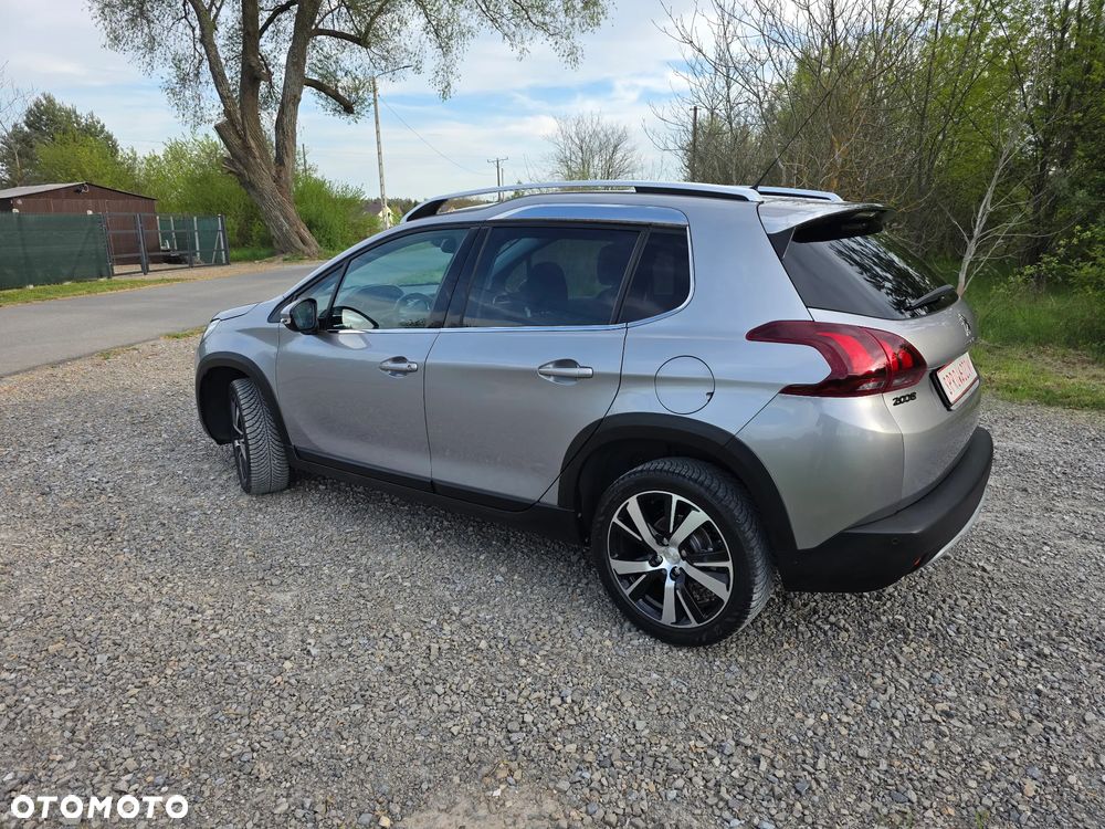 Peugeot 2008 BlueHDi 100 STOP & START Allure - 5