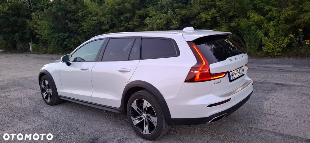 Volvo V60 Cross Country T5 AWD Geartronic - 5