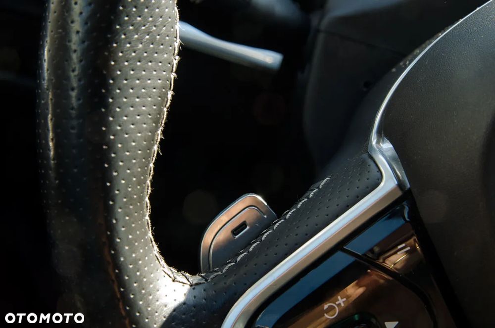 Volvo V90 D4 Geartronic R Design - 20