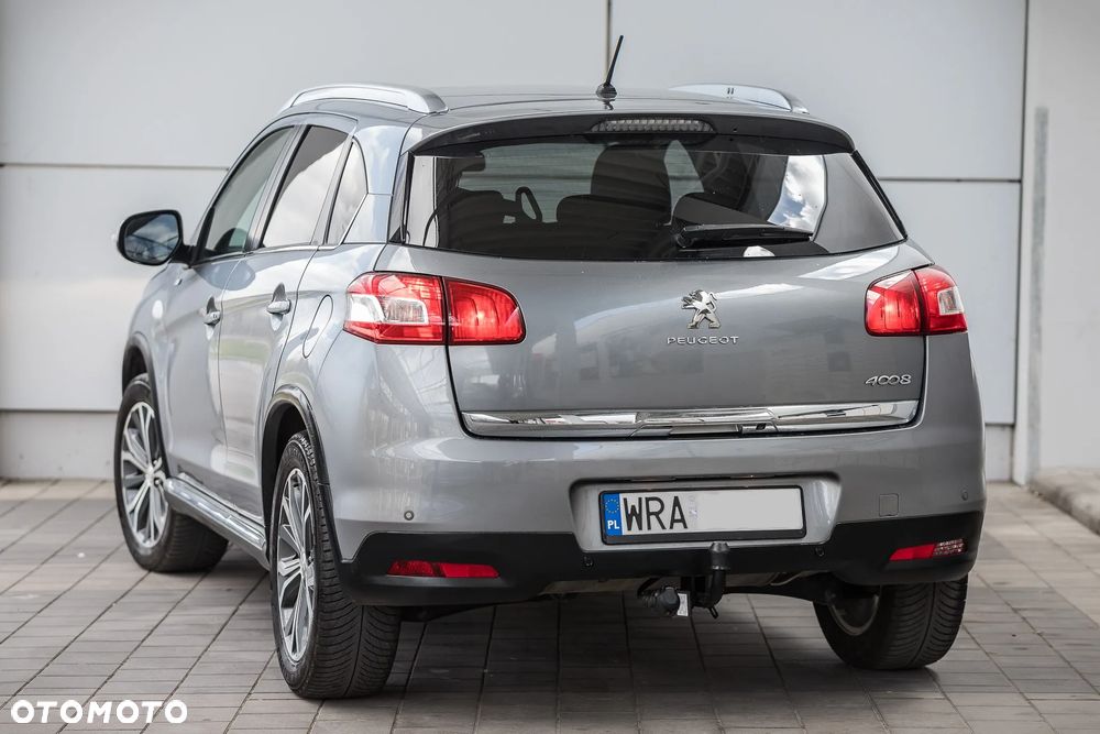 Peugeot 4008 - 11