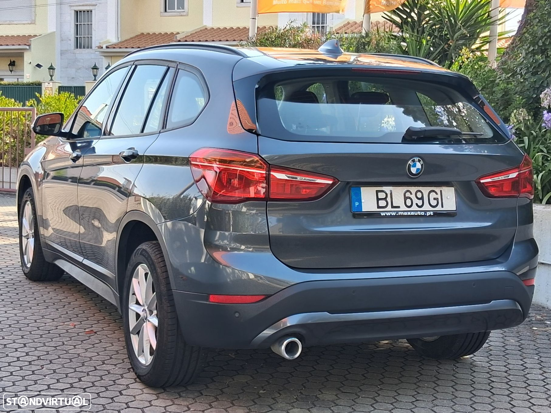 BMW X1 16 d sDrive Advantage - 24