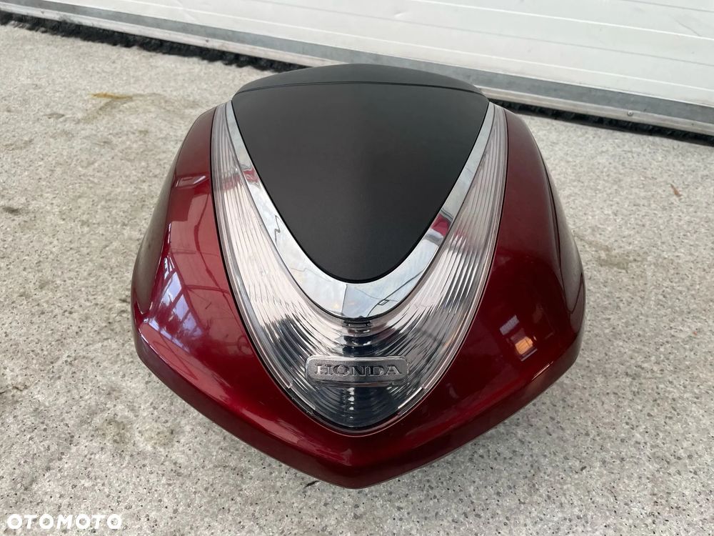 Kufer centralny Honda SH 125/150 (nr1248) - 2