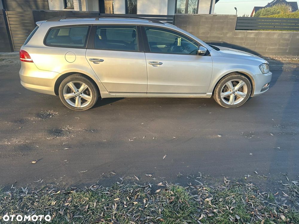 Volkswagen Passat 2.0 TDI Comfortline DSG - 12
