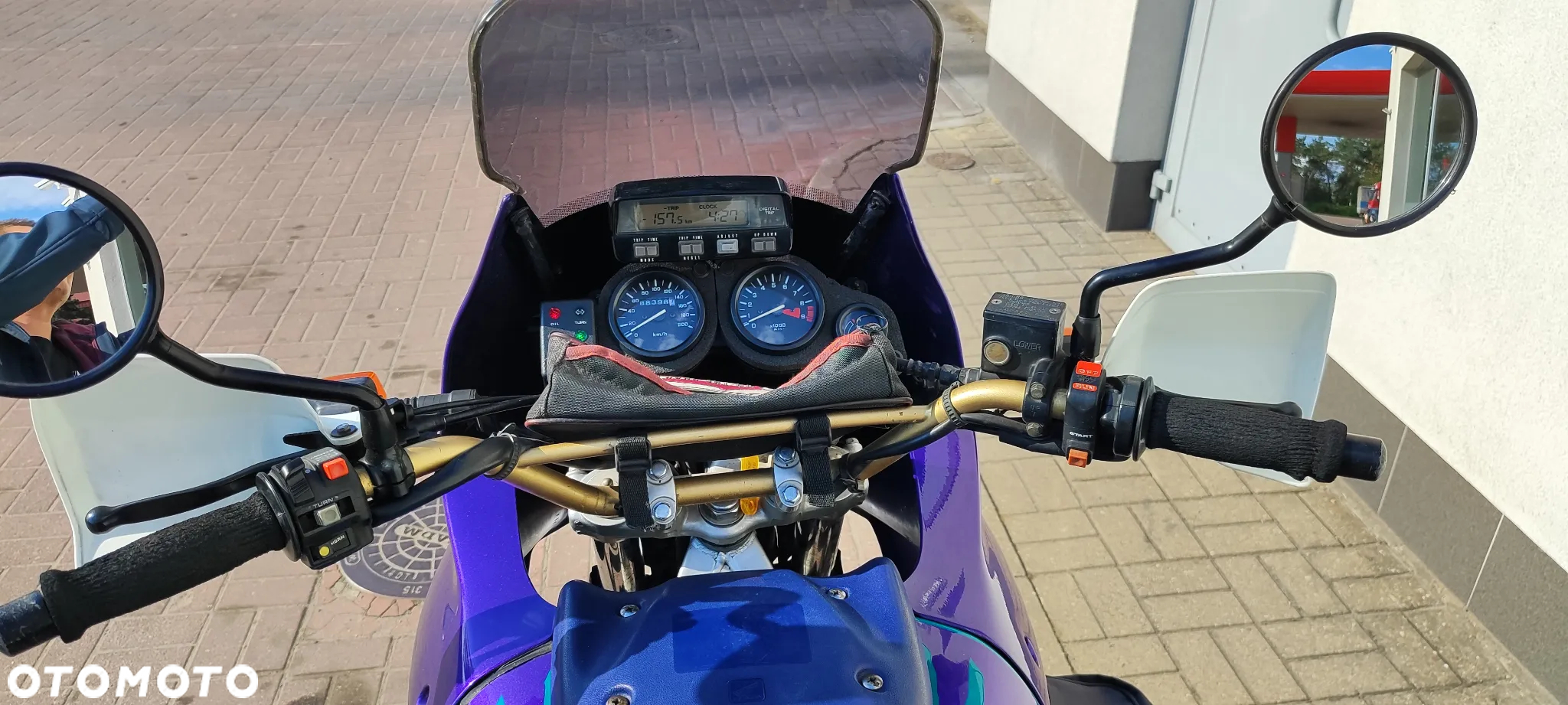 Honda XRV