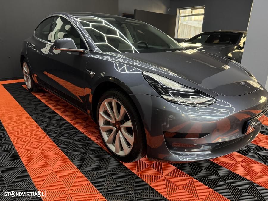 Tesla Model 3 Standard Range Plus RWD - 4