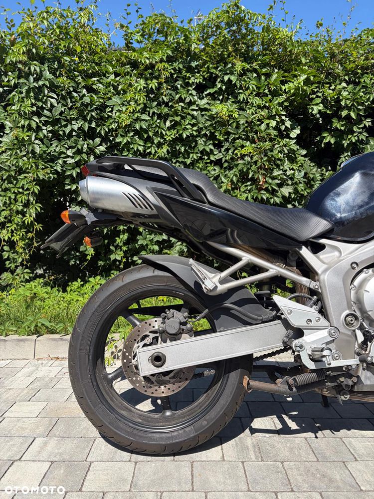 Yamaha FZ6 - 9