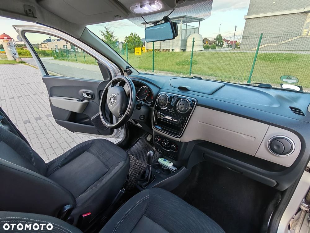 Dacia Lodgy 1.6 Laureate - 11