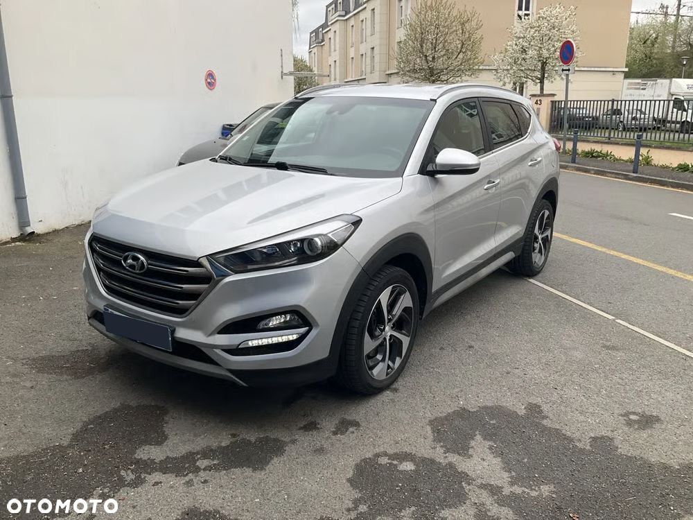 Hyundai Tucson 1.7 CRDI BlueDrive Style 2WD - 1
