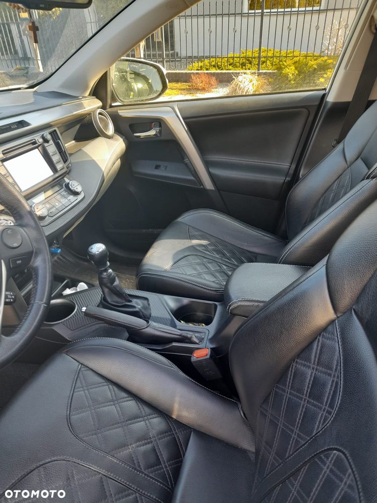 Toyota RAV4 2.0 D-4D Prestige - 5