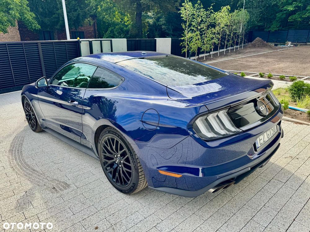 Ford Mustang - 2