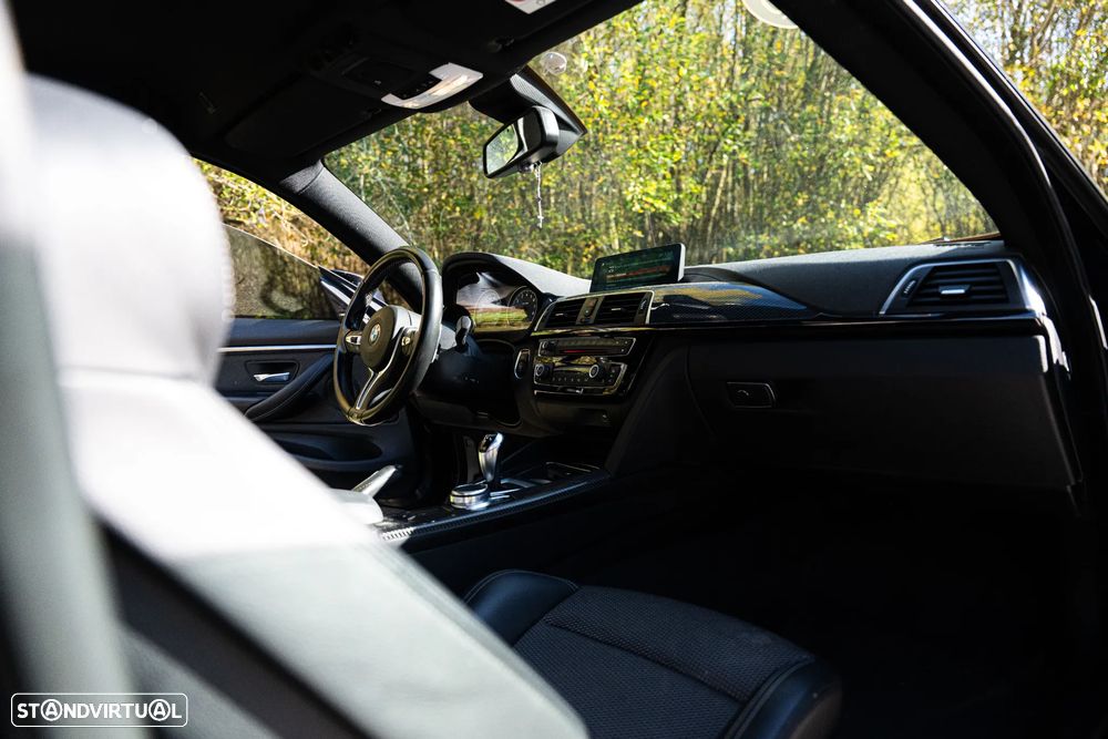 BMW M4 Coupe DKG Competition - 29