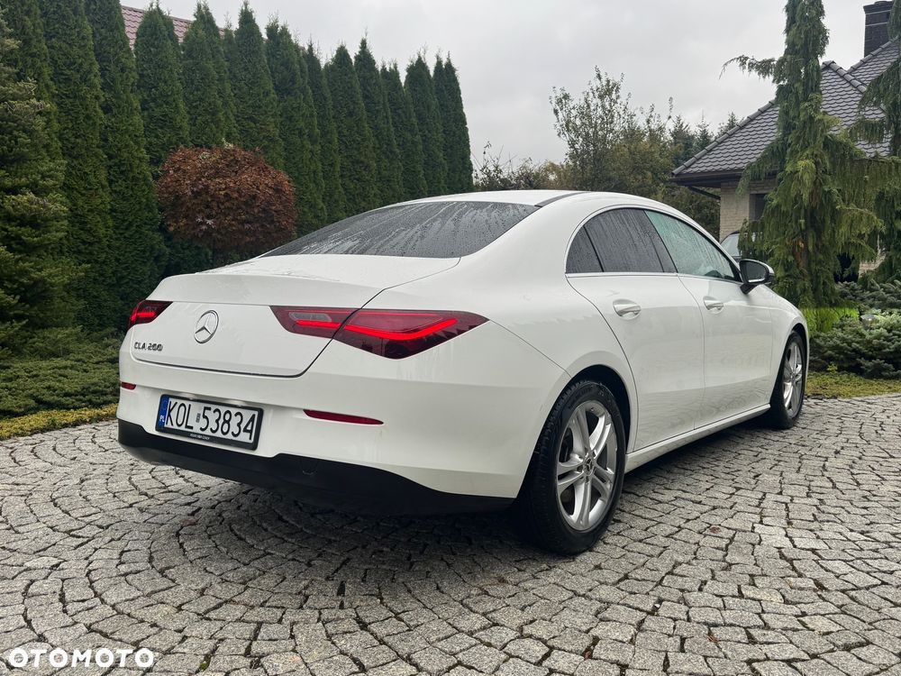 Mercedes-Benz CLA 200 7G-DCT - 31