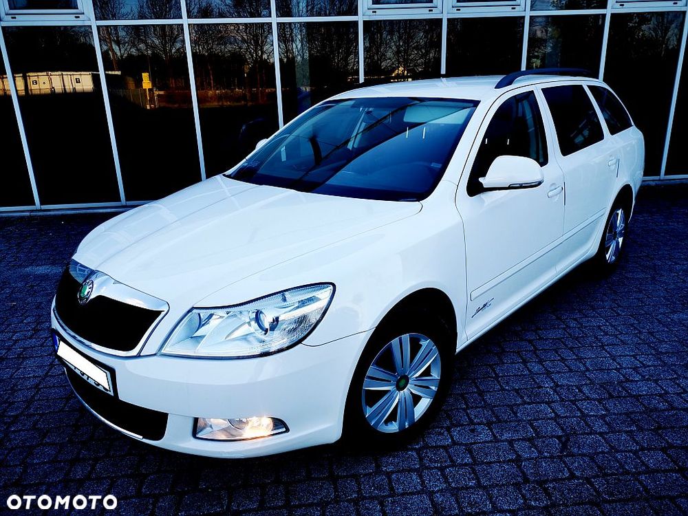 Skoda Octavia 1.6 TDI DPF FAMILY - 36