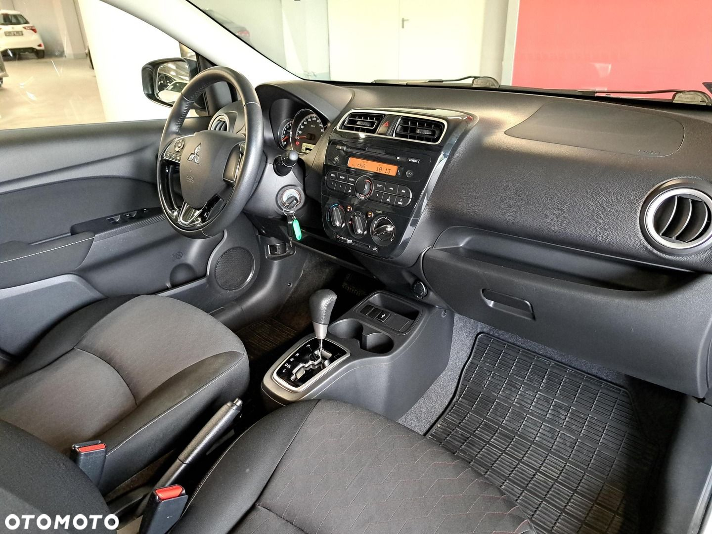 Mitsubishi Space Star 1.2 AS&G Invite CVT - 16