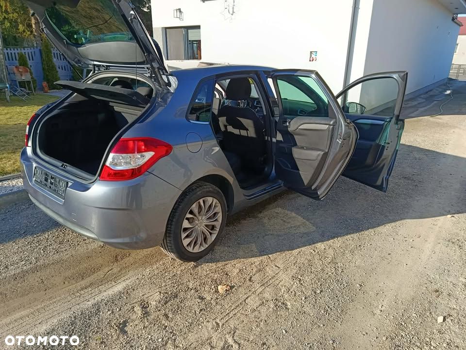 Citroën C4 VTi 95 Attraction - 4