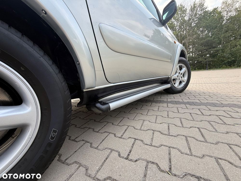 Toyota RAV4 - 26