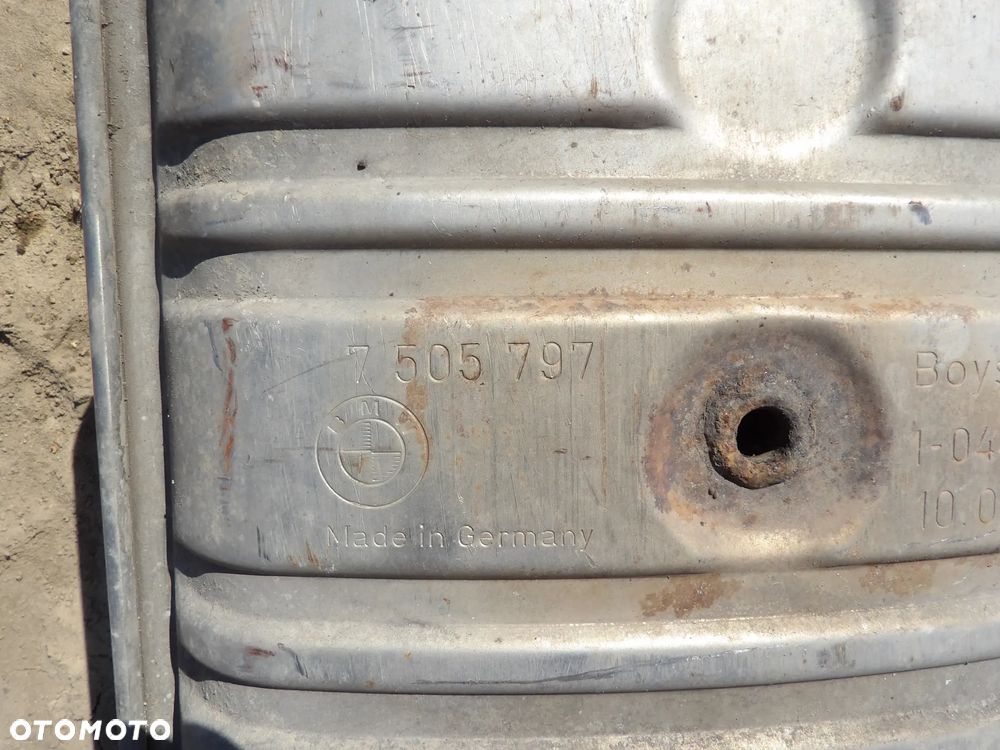 BMW - E65 - 4.4i - TŁUMIK , WYDECH - 7505799 7505798  7505797  7505795 - 4