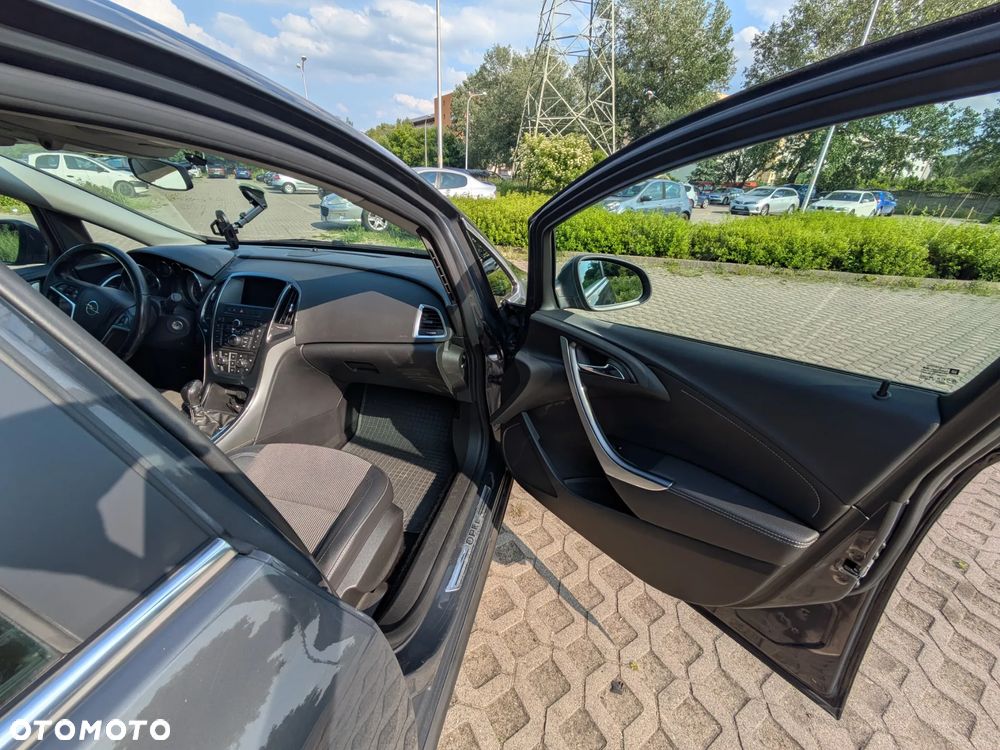 Opel Astra 1.4 T Cosmo - 19