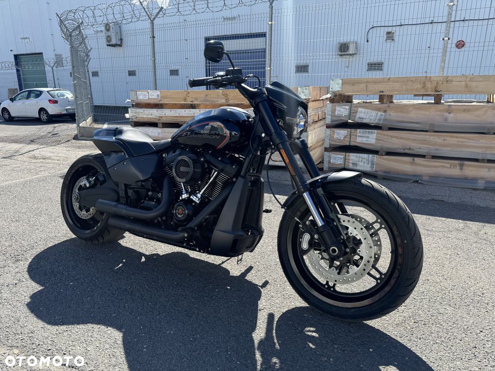 Harley-Davidson Softail FXDR - 2