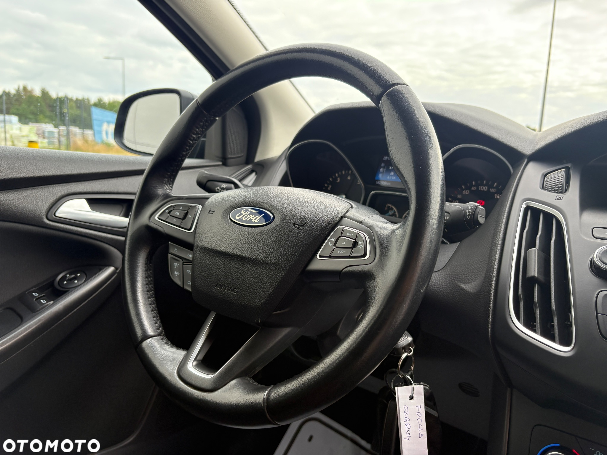 Ford Focus 1.6 FF Ambiente - 27