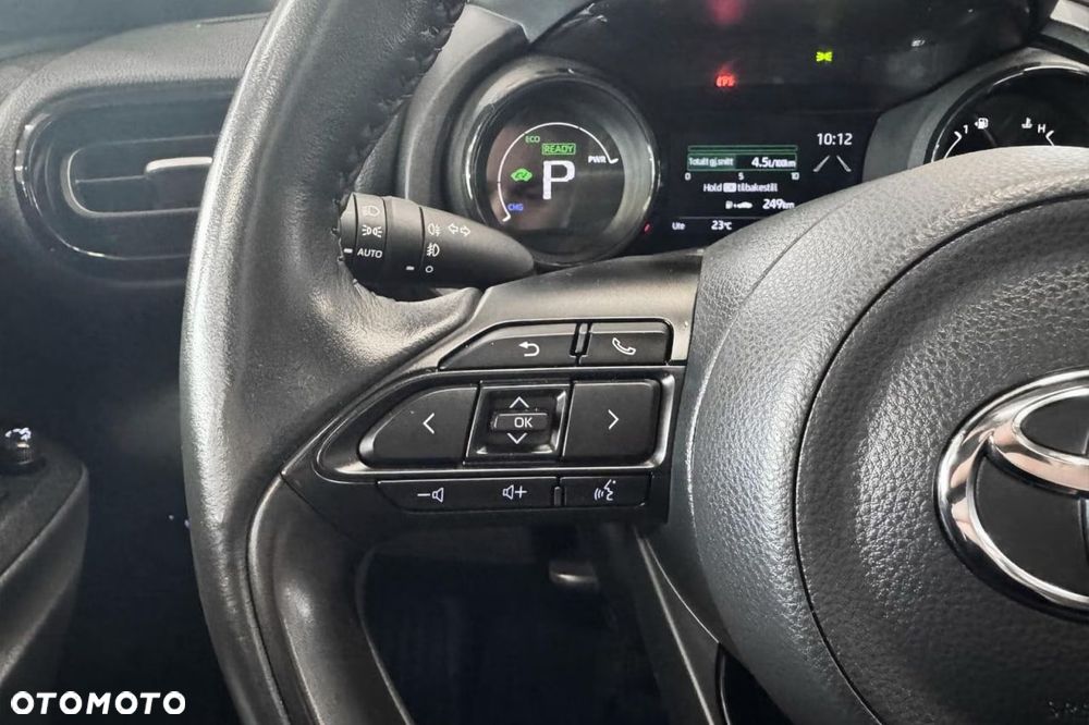 Toyota Yaris Hybrid 1.5 Premiere Edition - 13