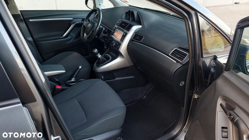 Toyota Verso 1.8 7-Sitzer Edition S - 18