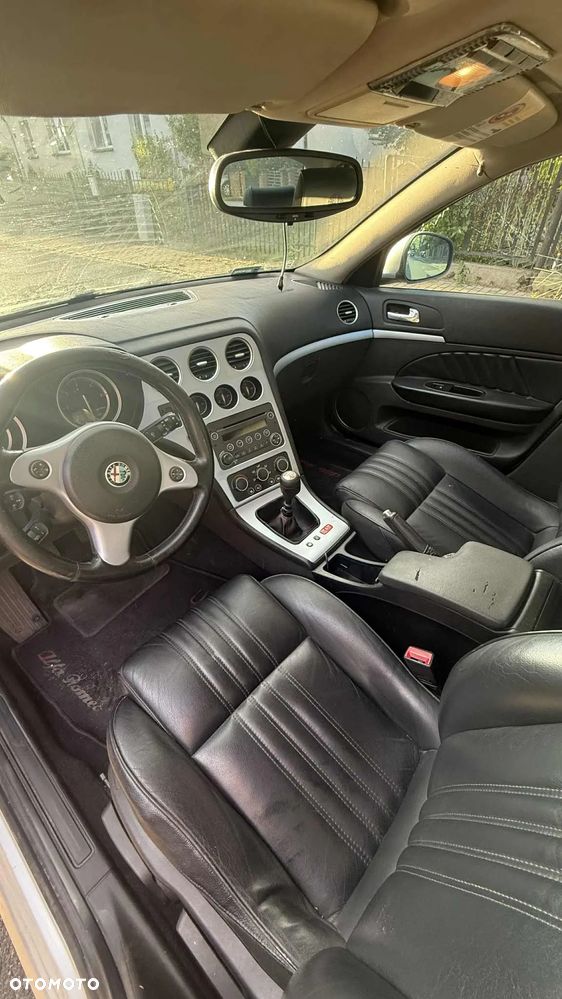 Alfa Romeo 159 1.9 JTDM 16V DPF Distinctive - 14