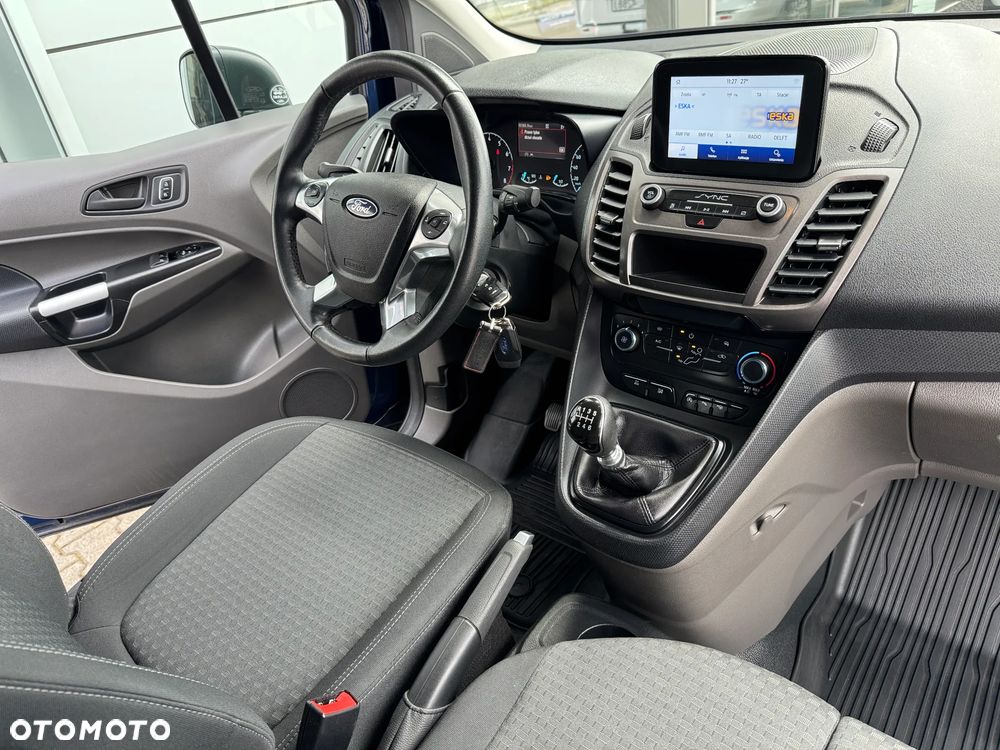 Ford Transit Connect - 16
