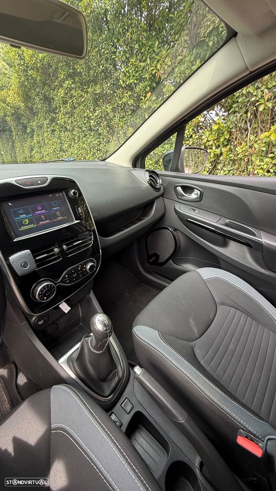 Renault Clio 1.5 dCi Dynamique S — fotografia 19