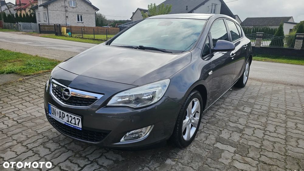 Opel Astra 1.4 EcoFLEX Selection - 2