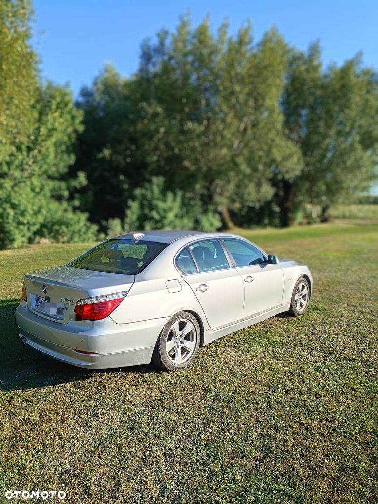 BMW Seria 5 520d - 3