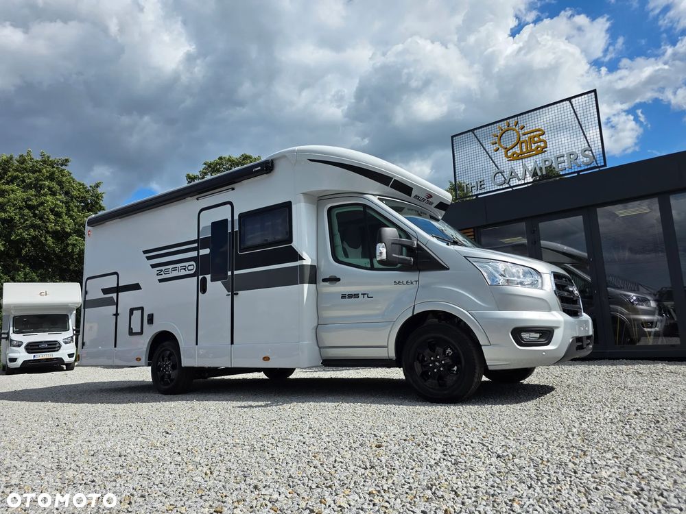 Ford Roller Team Zefiro 295TL - 1