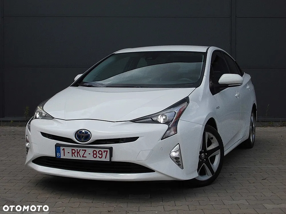 Toyota Prius 1.8 HSD Active - 15