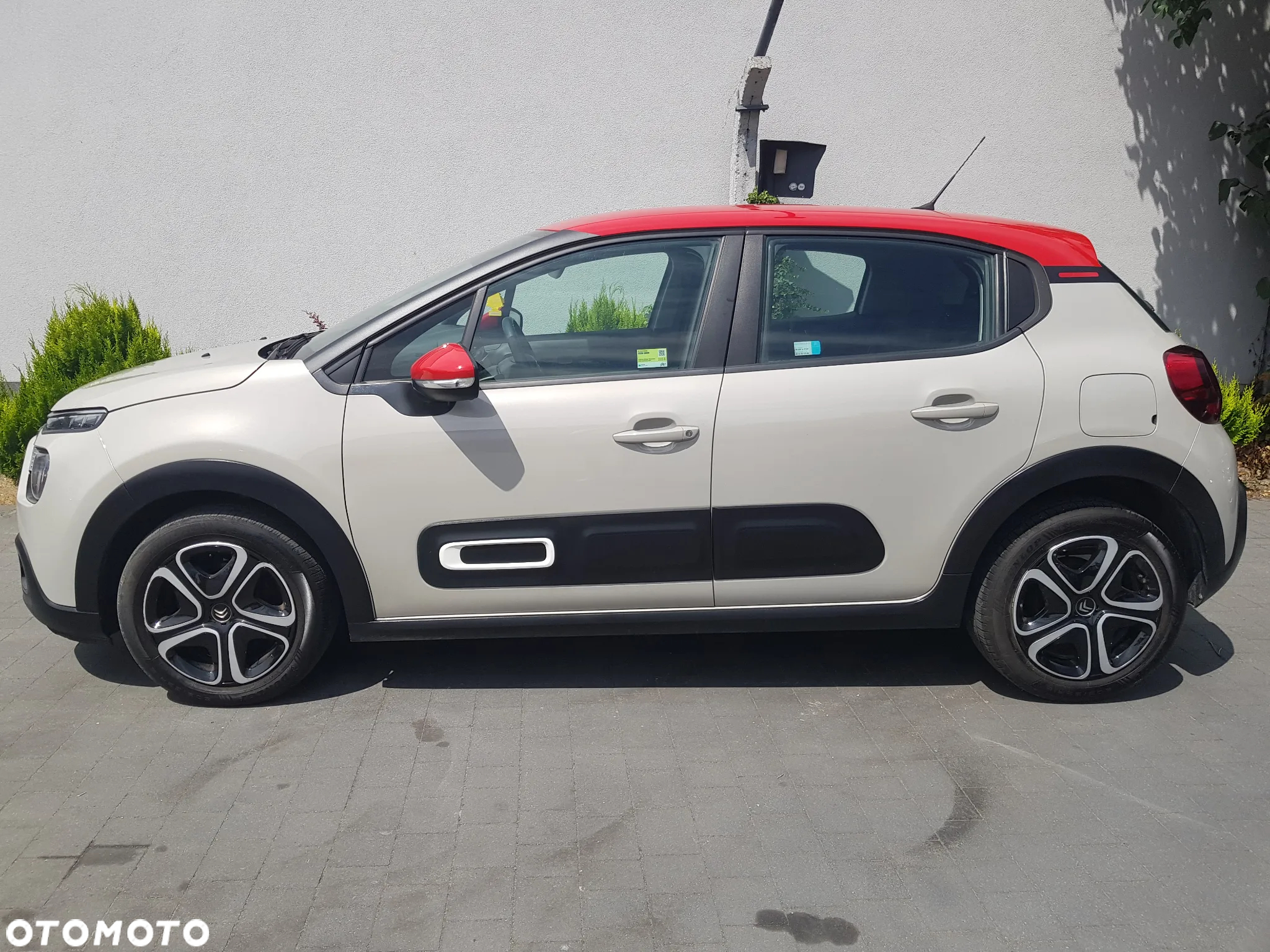 Citroën C3 1.2 PureTech Shine - 3