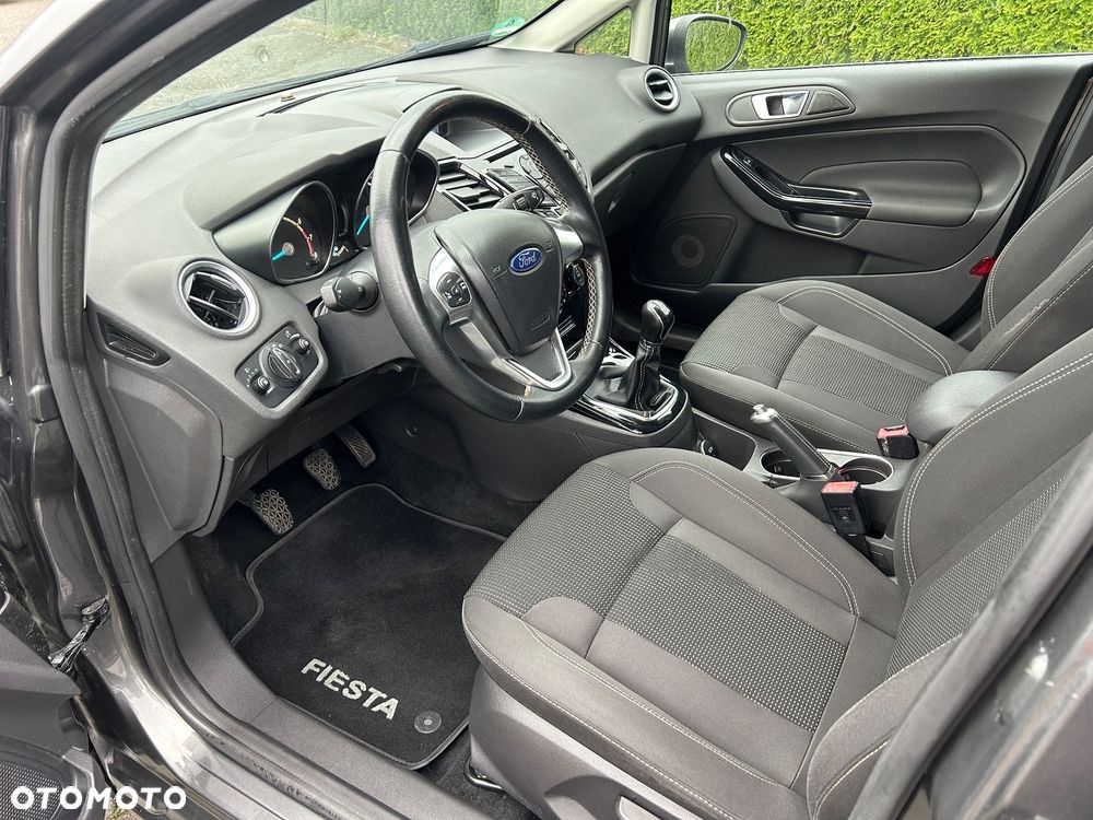 Ford Fiesta 1.25 Titanium - 10