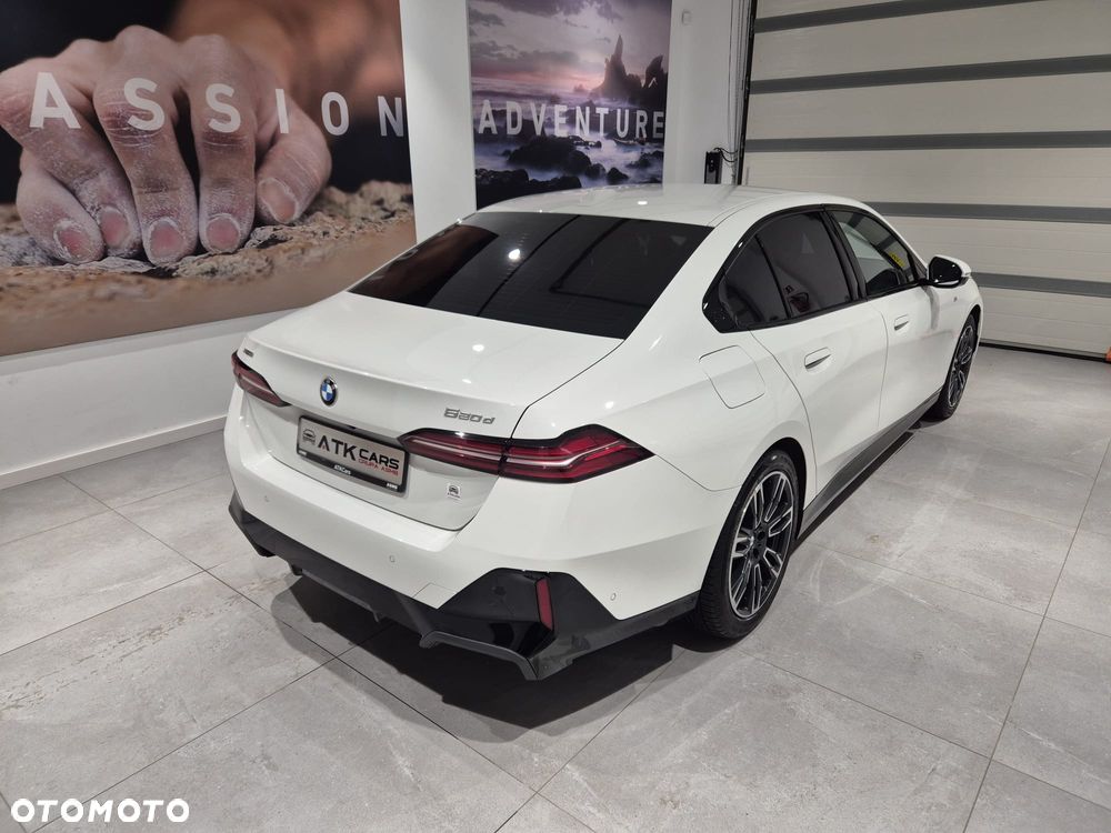 BMW Seria 5 520d xDrive mHEV M Sport - 5