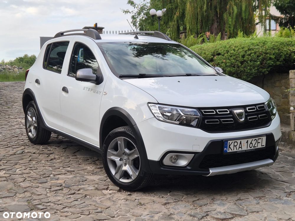 Dacia Sandero Stepway TCe 90 (S&S) Celebration - 4