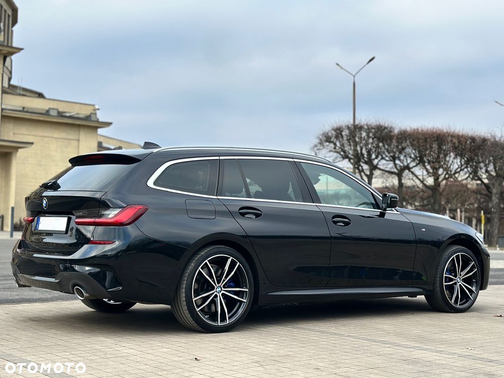 BMW Seria 3 330e iPerformance M Sport - 5
