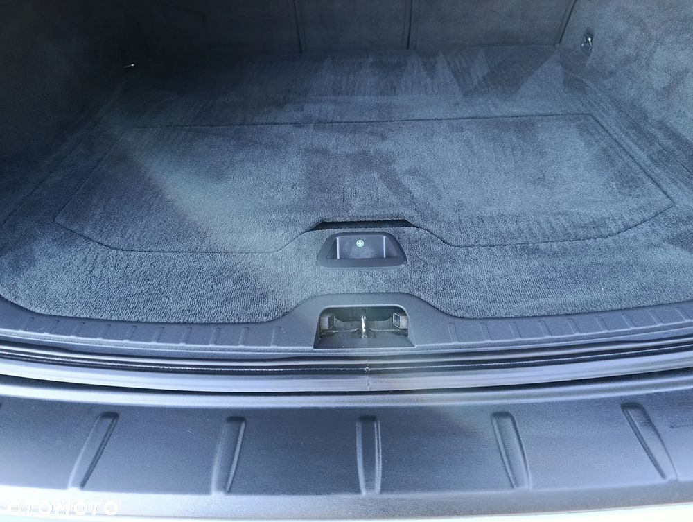 Volvo XC 60 D3 Edition Pro - 17