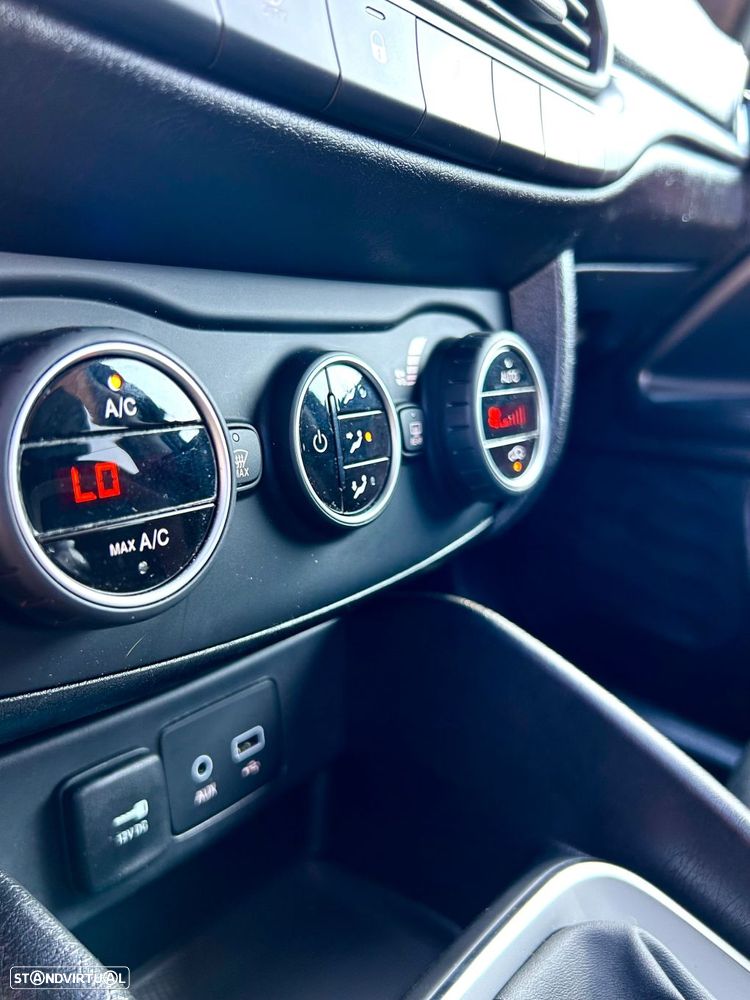 Fiat Tipo Station Wagon 1.3 M-Jet Lounge - 19