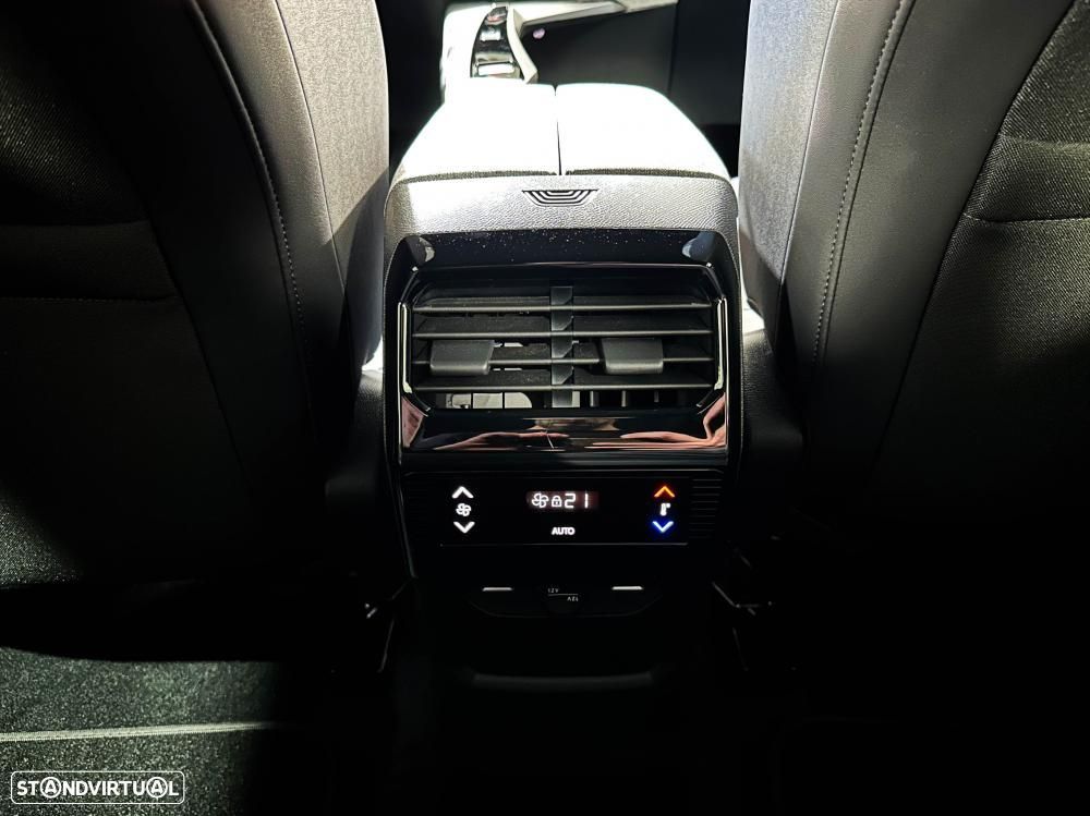 Peugeot 5008 1.2 Hybrid Allure Pack e-DCS6 - 22