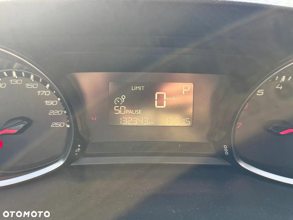 Peugeot 308 - 12
