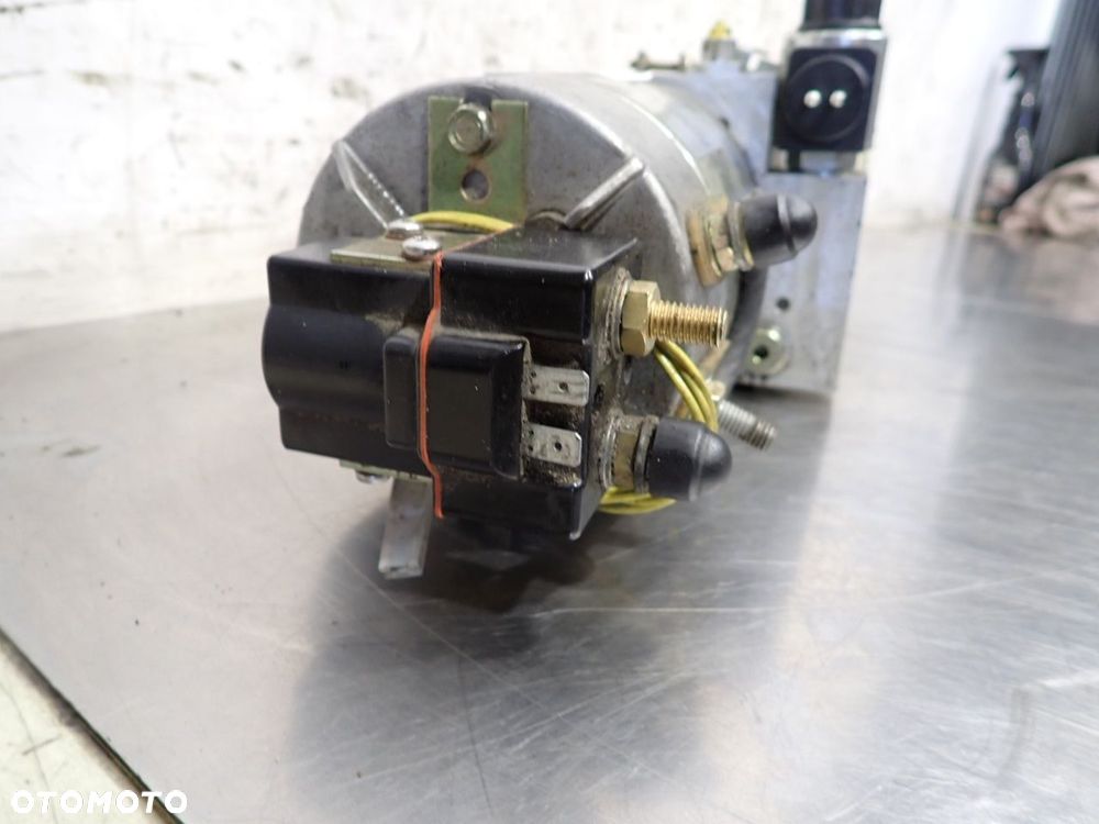 POMPA HYDROKLAPY IVECO EUROCARGO 30667027 - 11