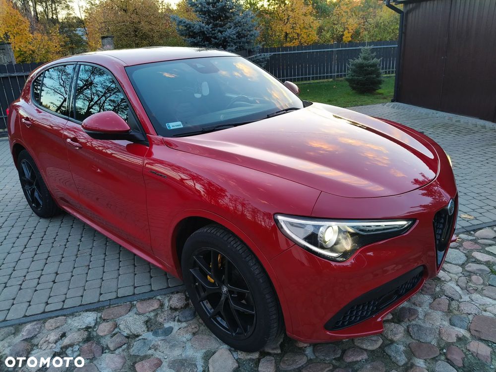 Alfa Romeo Stelvio - 9