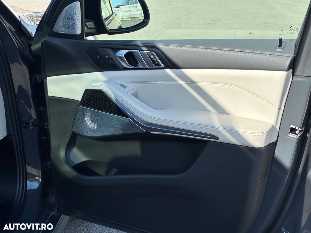 BMW X7 xDrive40d AT MHEV - 25