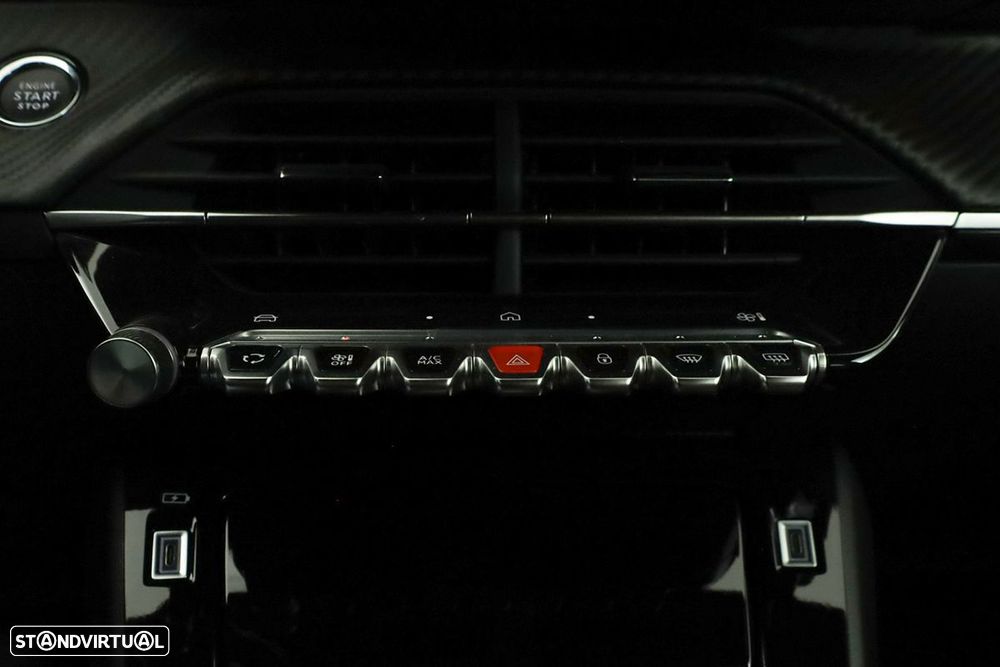 Peugeot e-2008 54 kWh Allure - 13
