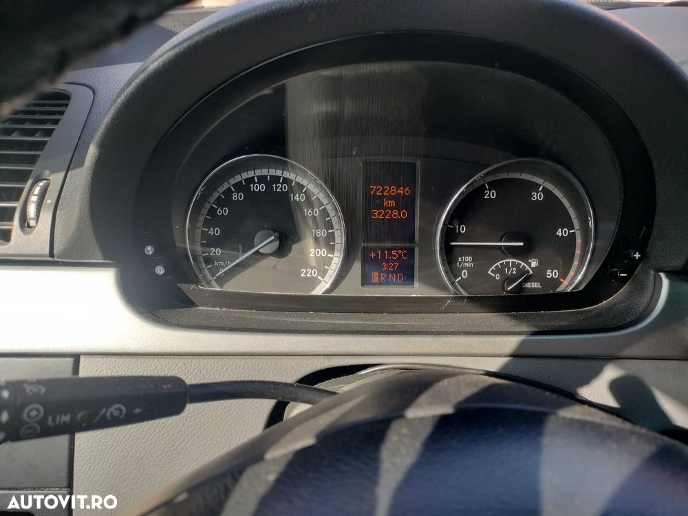 Mercedes-Benz Viano - 23