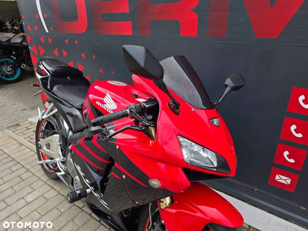 Honda CBR - 25