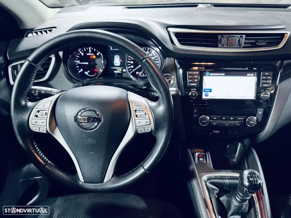Nissan Qashqai 1.5 dCi Tekna Premium - 19