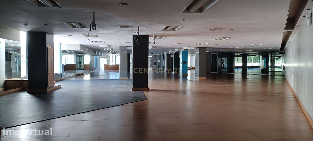 Espaço para serviços com 4.422 m² no edifício Panoramic – Parque das N - Grande imagem: 3/30
